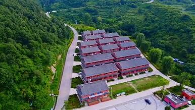 苗寨新农村建设整齐的房屋建设航拍大景视频的预览图